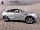 Used 2023 Bentley Bentayga image 2