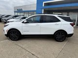 Used 2024 Chevrolet Equinox RS image 2