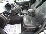 Used 2020 Jeep Cherokee Limited image 2