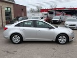 Used 2013 Chevrolet Cruze LS image 4