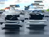 Used 2021 Toyota Highlander LE image 2