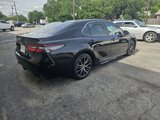 Used 2021 Toyota Camry SE image 4