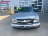 Used 2007 Chevrolet Silverado 1500 LT w/ Onstar Plus Package image 2