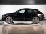 Certified 2025 Porsche Macan Turbo image 2