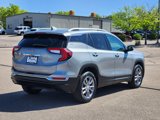 Used 2024 GMC Terrain SLT image 3