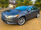 Used 2017 Ford Fusion SE image 3