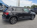 Used 2024 Volkswagen Taos SE image 3