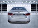 Used 2024 Nissan Altima 2.5 SV image 5