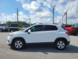 Used 2021 Chevrolet Trax LT w/ LT Convenience Package image 4