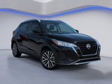 Used 2023 Nissan Kicks SV image 2