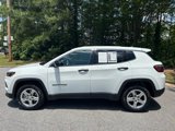 Used 2024 Jeep Compass Sport image 3