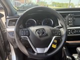 Used 2019 Toyota Highlander LE image 3