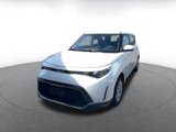Used 2023 Kia Soul LX image 5