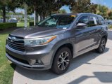 Used 2016 Toyota Highlander XLE image 5