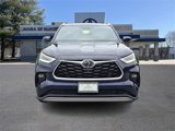 Used 2022 Toyota Highlander Platinum image 2