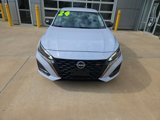 Used 2024 Nissan Altima 2.5 SR image 2