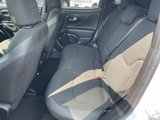 Used 2018 Jeep Renegade Altitude w/ UConnect 8.4 Nav Group image 6