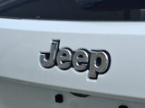 Used 2021 Jeep Grand Cherokee Laredo image 4