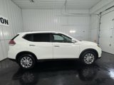 Used 2016 Nissan Rogue S image 4