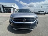 Used 2022 Volkswagen Taos SE image 5