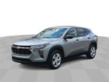 Used 2024 Chevrolet Trax LS w/ Driver Confidence Package image 3