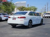 Used 2020 Volkswagen Passat 2.0T R-Line image 5