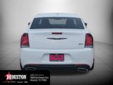 Used 2022 Chrysler 300 Touring L image 4