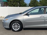 Used 2017 Toyota Camry LE image 2