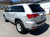 Used 2011 Jeep Grand Cherokee Laredo image 3