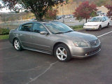 Used 2005 Nissan Altima 3.5 SE w/ (V01) Leather Pkg image 3
