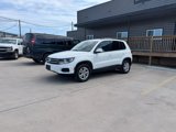 Used 2016 Volkswagen Tiguan S image 2