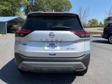 Used 2023 Nissan Rogue SV image 4