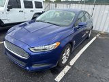 Used 2015 Ford Fusion SE image 2