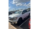 Used 2018 Nissan Titan SV image 4