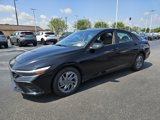 Used 2024 Hyundai Elantra SEL image 3