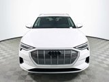 Certified 2022 Audi e-tron Premium image 2