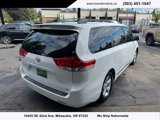 Used 2011 Toyota Sienna LE w/ Towing Pkg image 4