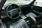 Used 1987 Mercedes-Benz 560 SL image 2