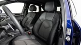 Certified 2024 Porsche Macan image 5