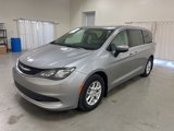 Used 2017 Chrysler Pacifica LX image 4