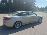 Used 2019 Ford Fusion SE image 4