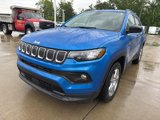 Used 2022 Jeep Compass Latitude image 2