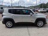 Used 2019 Jeep Renegade Latitude image 4