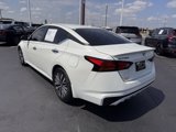 Used 2023 Nissan Altima 2.5 SV image 3