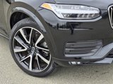 Certified 2022 Volvo XC90 T6 Momentum w/ Advanced Package image 3