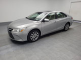 Used 2017 Toyota Camry XLE image 2