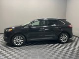 Used 2019 Ford Edge Titanium image 2