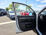 Used 2020 Mitsubishi Outlander SEL image 2