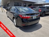 Used 2015 Lexus ES 300h image 4