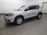 Used 2015 Nissan Rogue S image 2